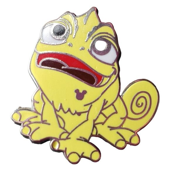 Disney Pascal Trading Pin Tangled Rapunzel Chameleon Badge Lapel Pin Accessories - Picture 1 of 5